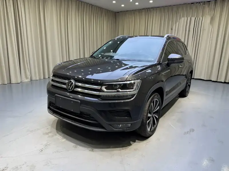 Volkswagen Tharu
