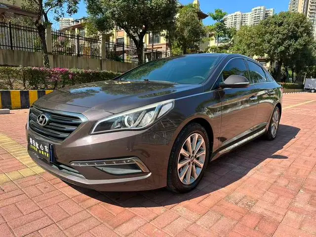 Hyundai Sonata LF