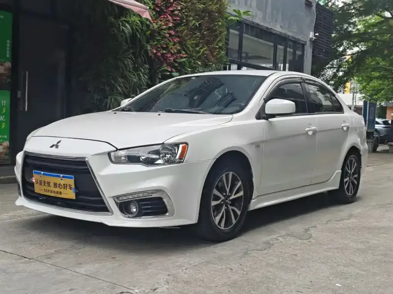 Mitsubishi Lancer EX