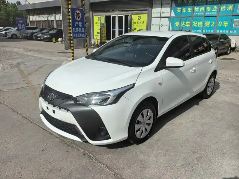 Toyota Yaris L