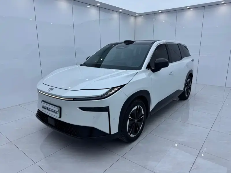 Toyota Bozhi 3X