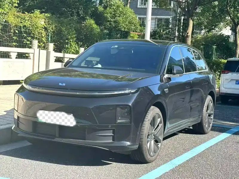 Li Auto L6