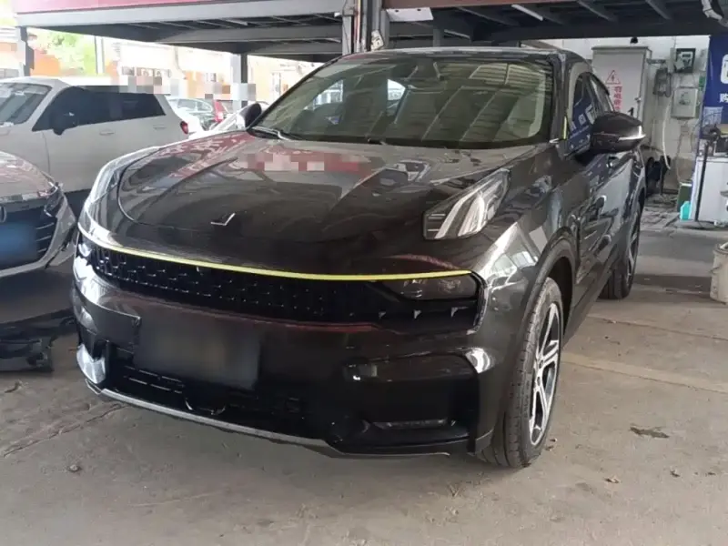 Lynk & Co 05