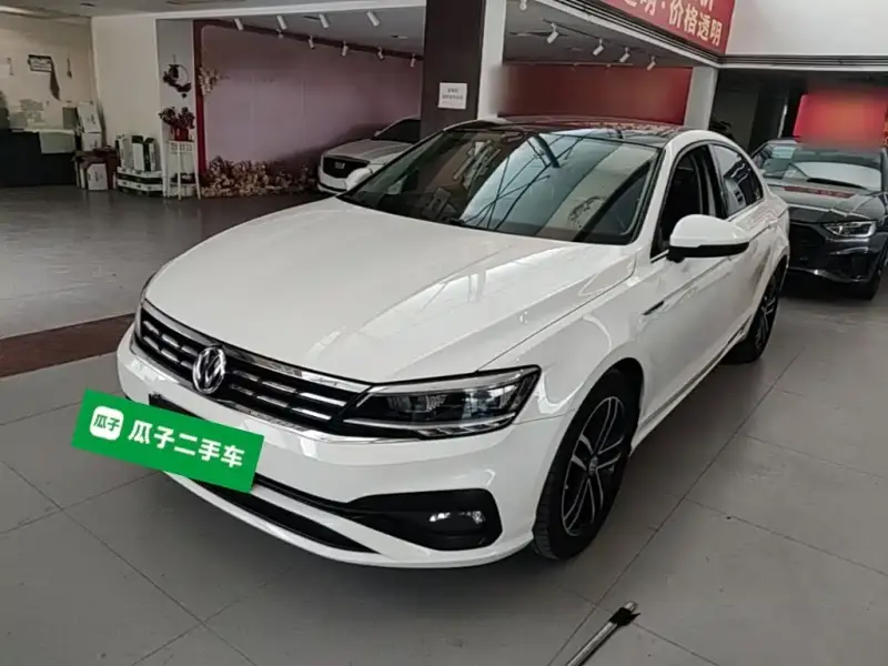 Volkswagen Lamando