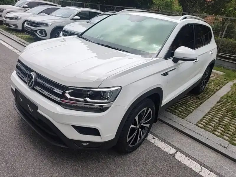 Volkswagen Tharu