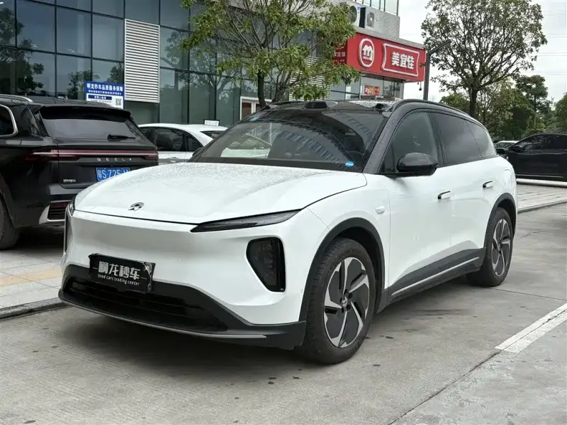 NIO ES6