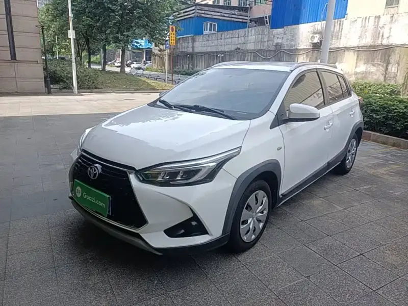 Toyota Yaris L