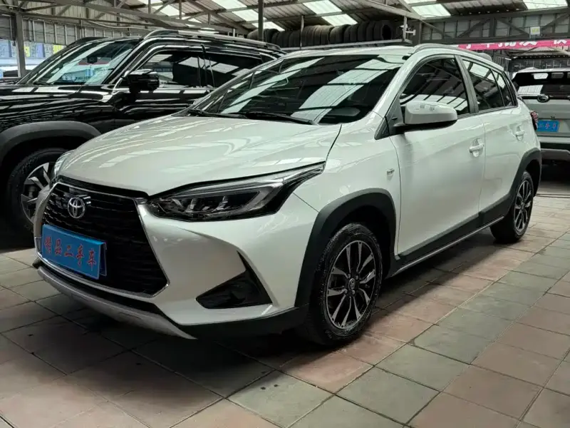 Toyota Yaris L