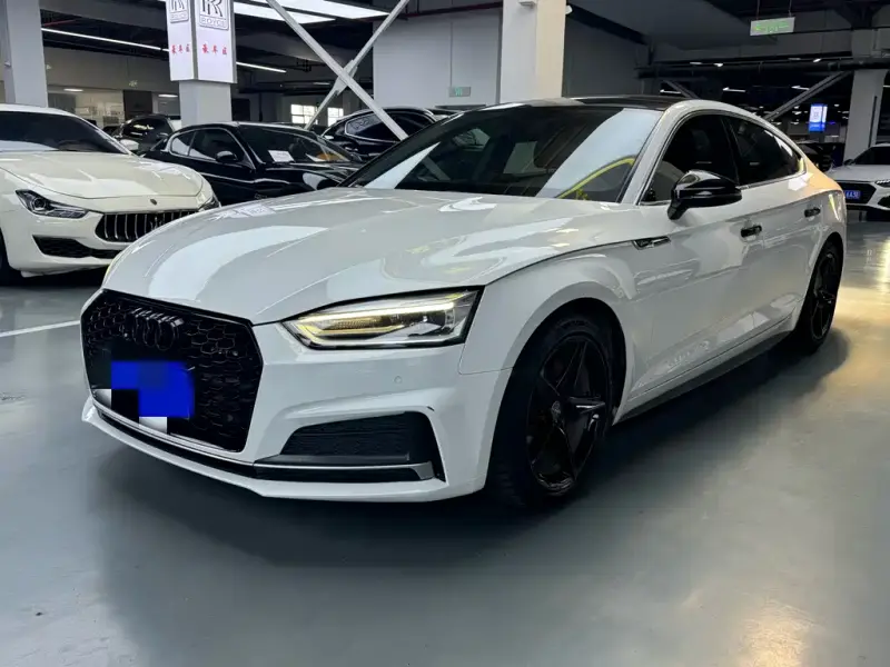 Audi A5 (Import)