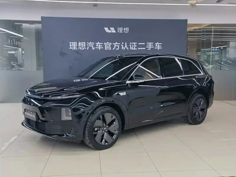 Li Auto L6