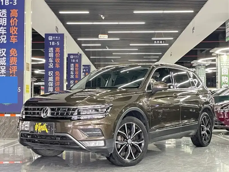Volkswagen Tiguan L