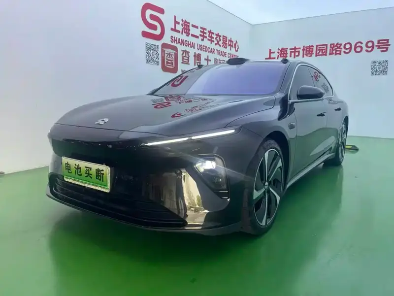 NIO ET7
