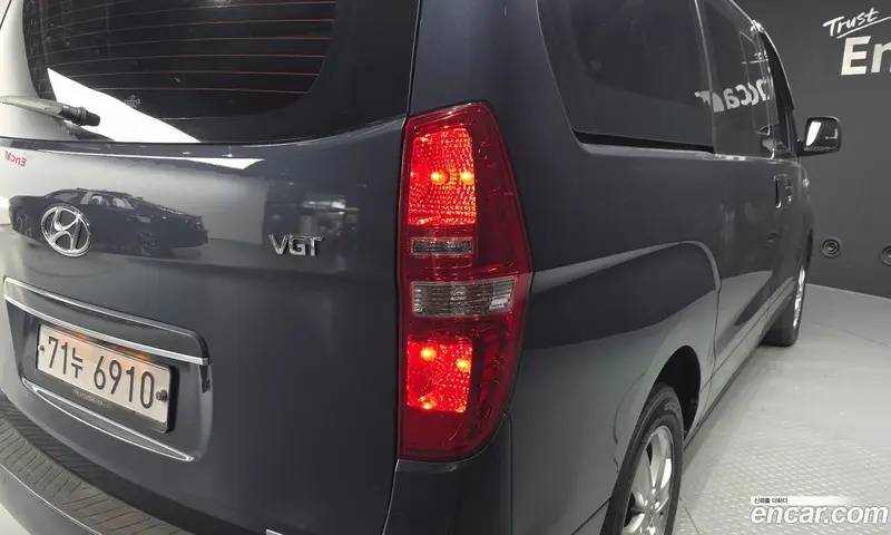 Hyundai H-1