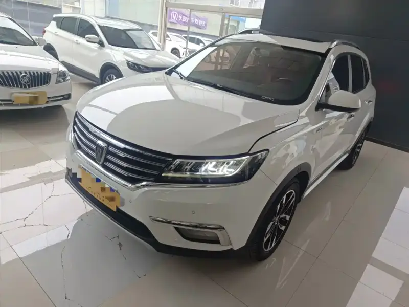 Roewe MG HS (RX5)