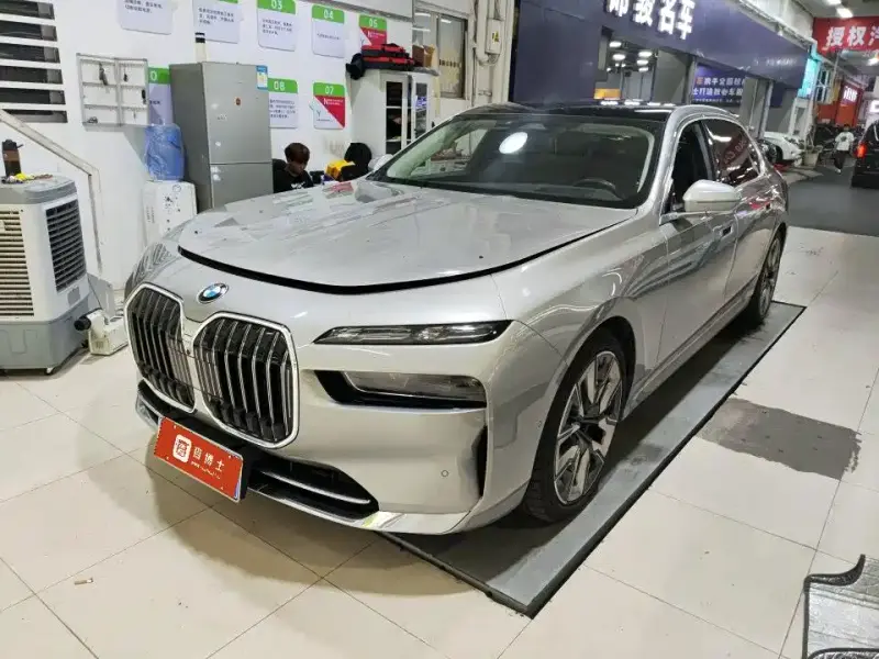 BMW 7-Series
