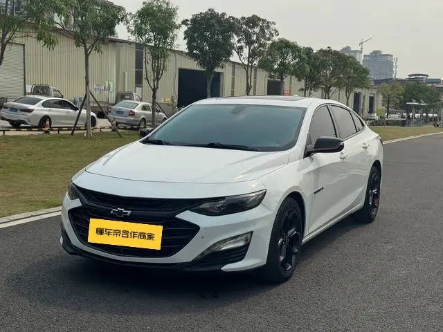 Chevrolet Malibu XL