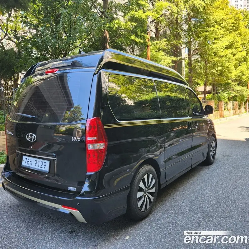 Hyundai H-1