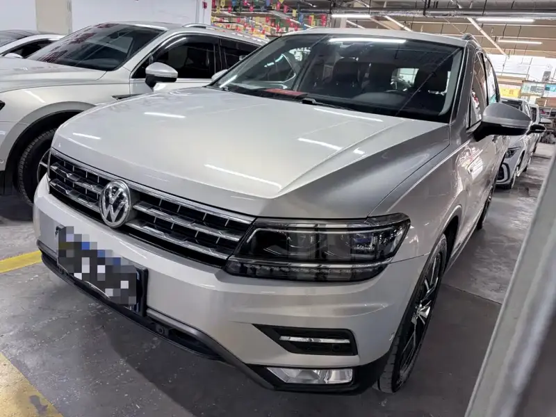 Volkswagen Tiguan L
