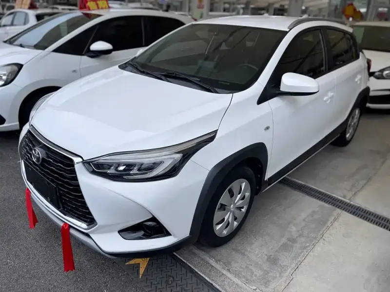Toyota Yaris L