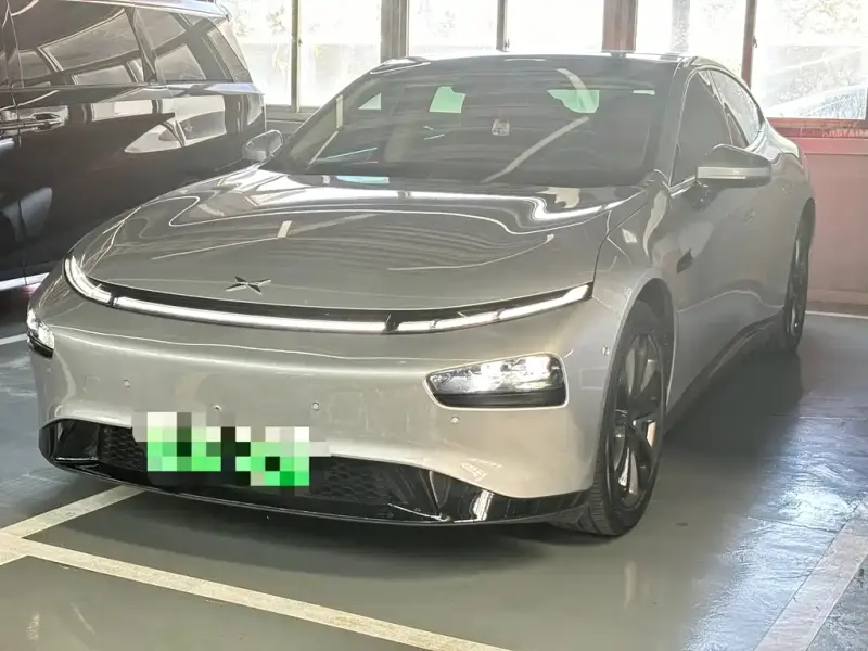 XPeng P7
