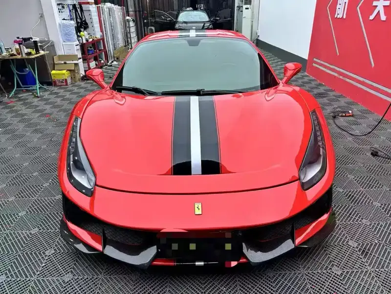 Ferrari 488