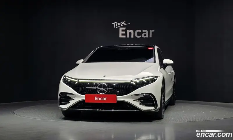 Mercedes-Benz EQS