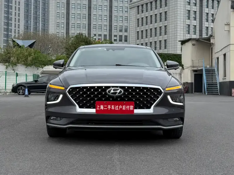 Hyundai Mistra
