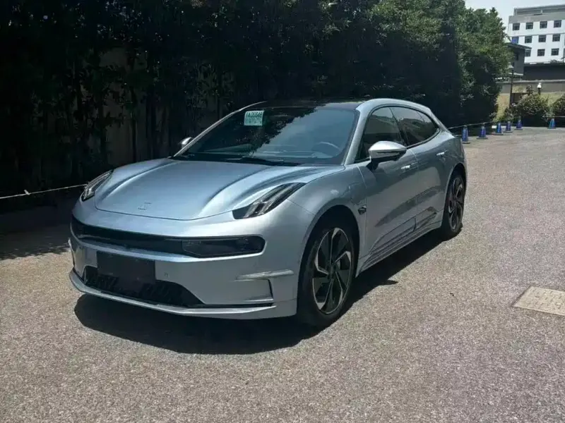 Zeekr 001