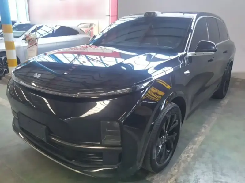 Li Auto L8