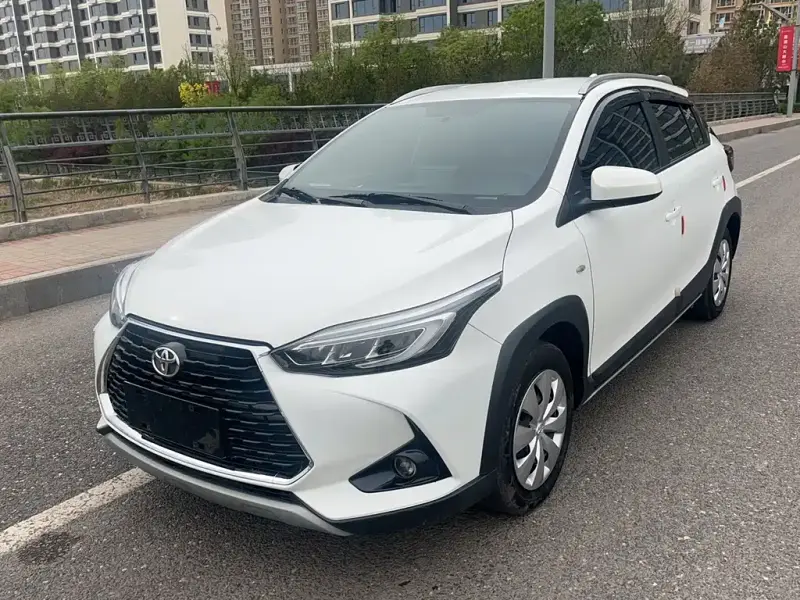 Toyota Yaris L