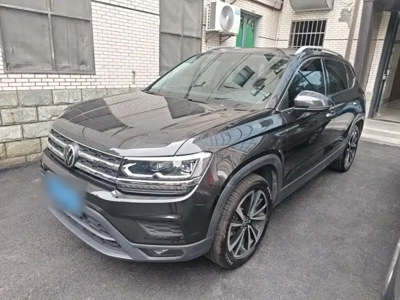 Volkswagen Tharu