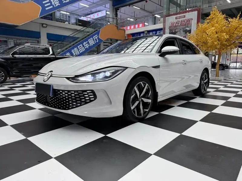 Volkswagen Lamando