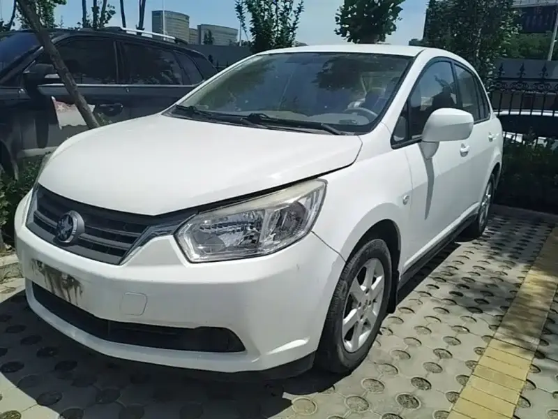 Venucia D50