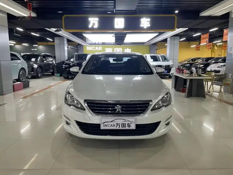 Peugeot 408