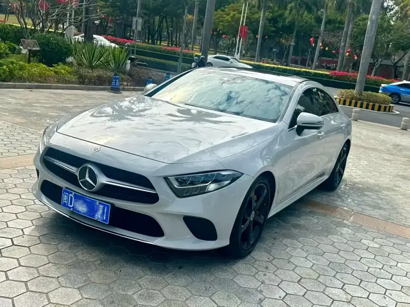 Mercedes-Benz CLS