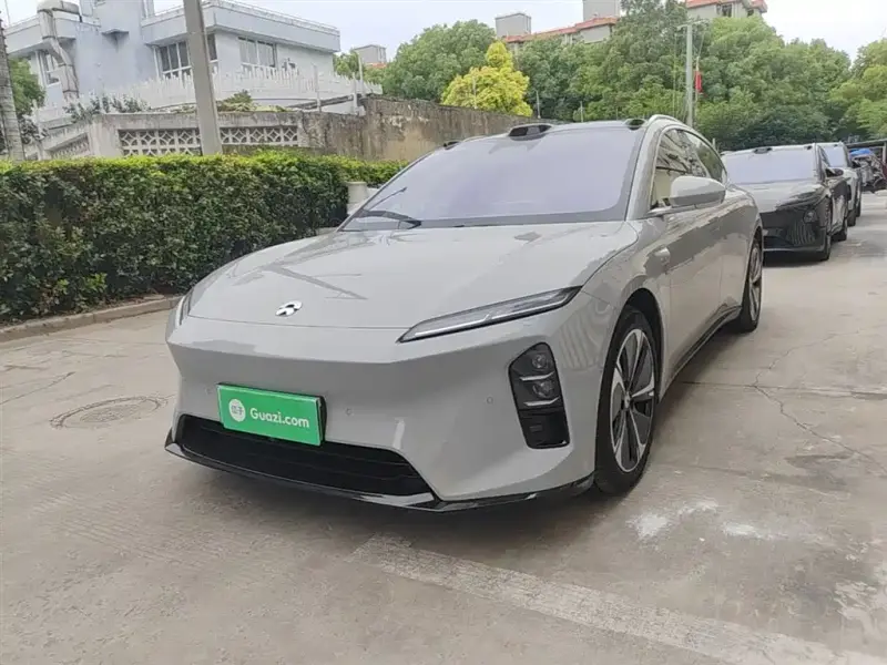 NIO ET5T