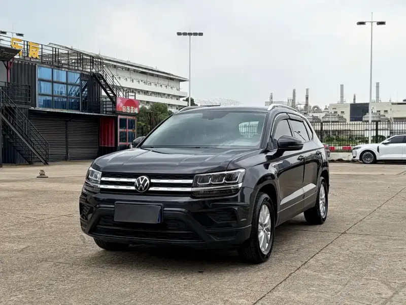 Volkswagen Tharu