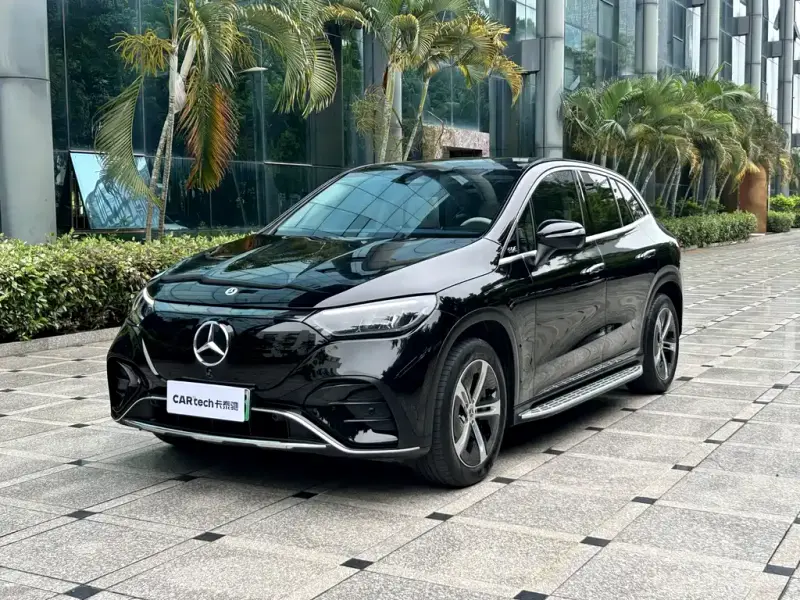 Mercedes-Benz EQE SUV