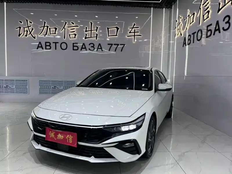 Hyundai Elantra