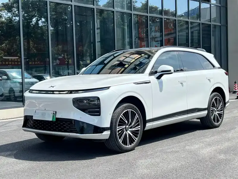 XPeng G9