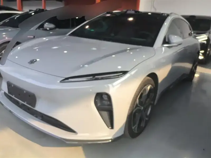 NIO ET5T