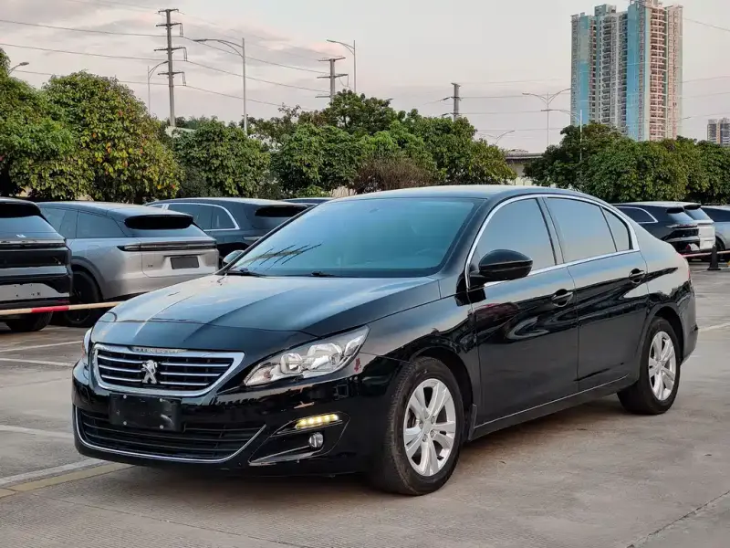 Peugeot 408