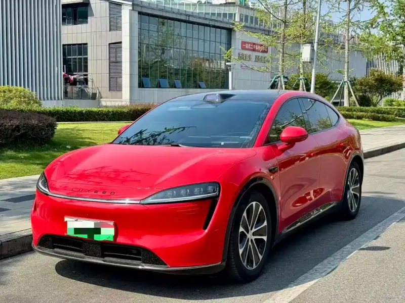 Luxeed Zhijie R7