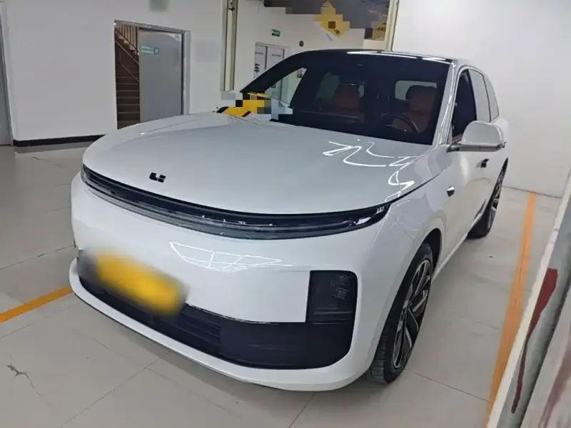 Li Auto L6