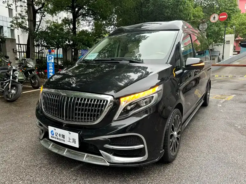 Mercedes-Benz V-Class