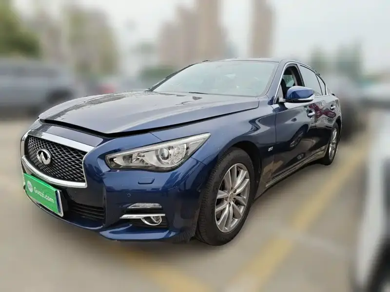 Infiniti Q50L