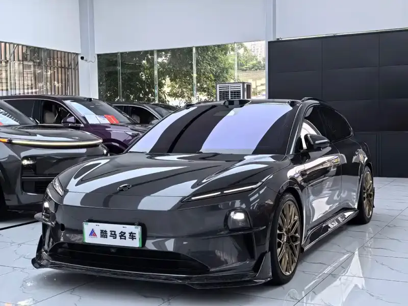 NIO ET5T