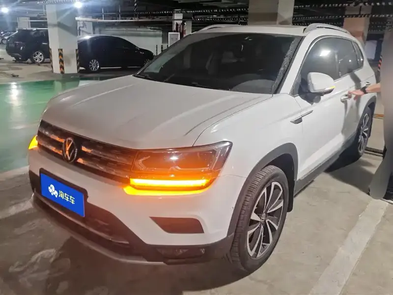 Volkswagen Tharu