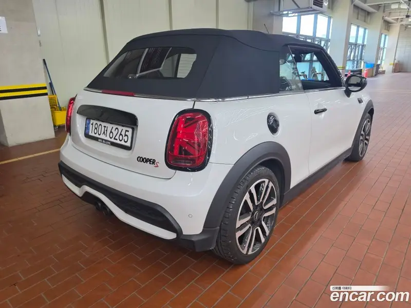 Mini Cooper Convertible