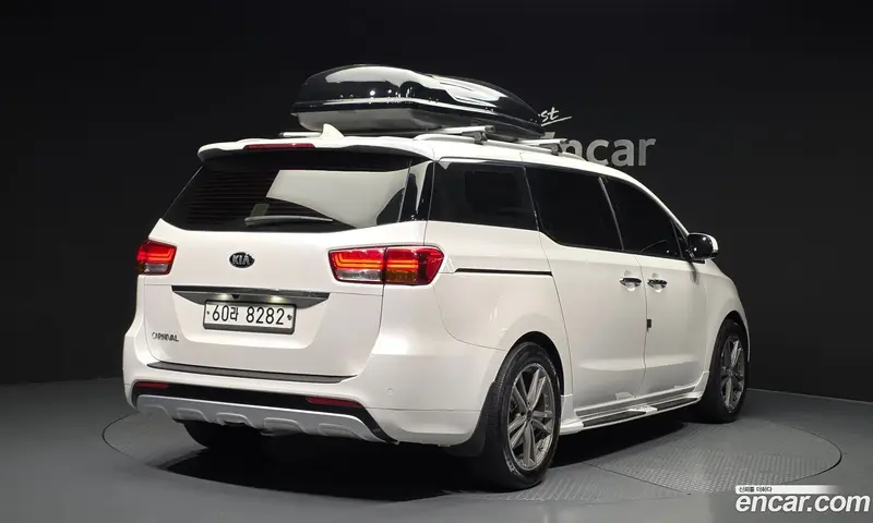 Kia Carnival (Canival)